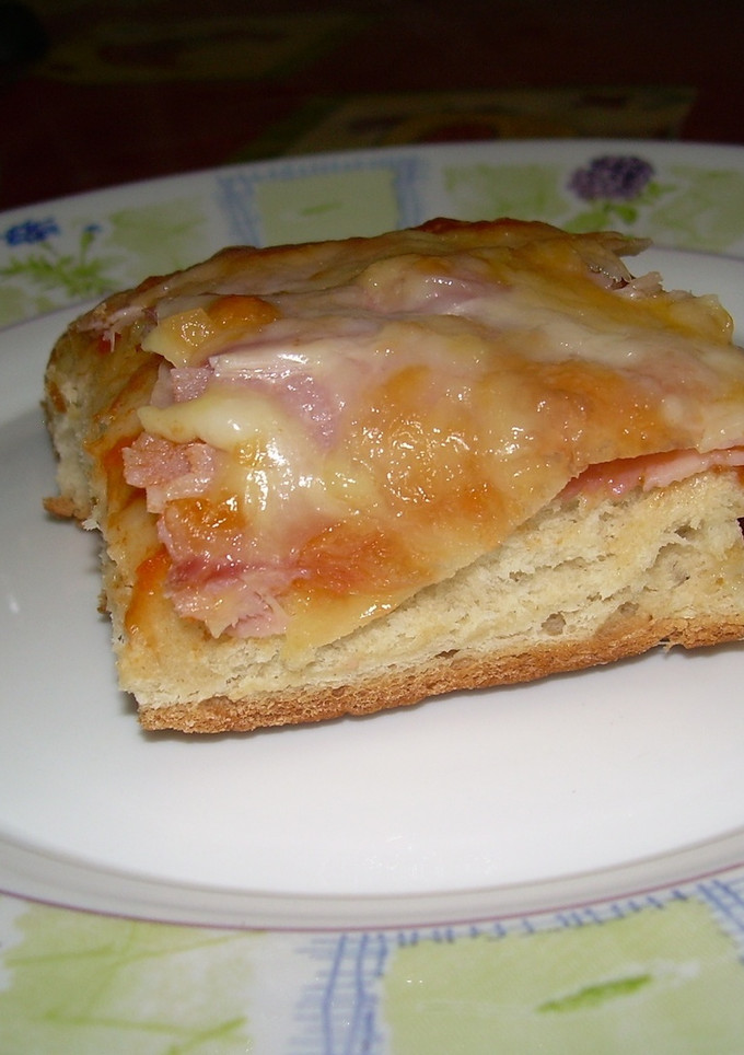 Una foto de Pizza esponjosa estilo pan 