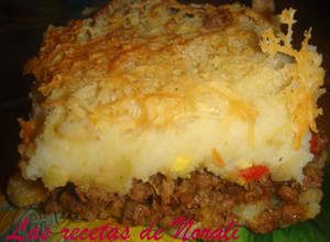 Una foto de Pastel de papa y carne