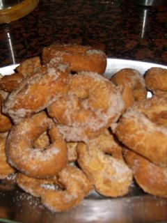 Una foto de Roscos fritos