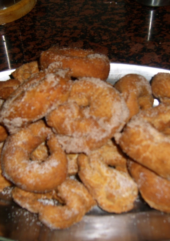 Una foto de Roscos fritos