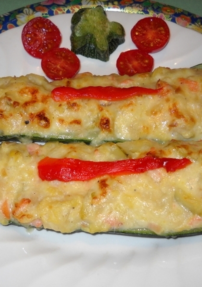 Una foto de Calabacines rellenos de salmón ahumado