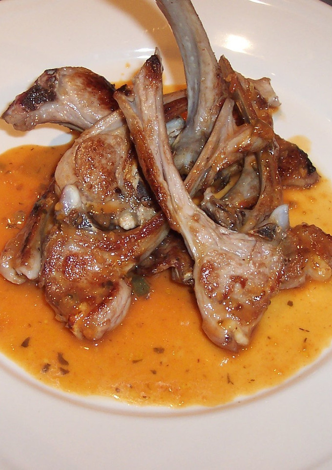 Una foto de Chuletas de cordero de lechazo