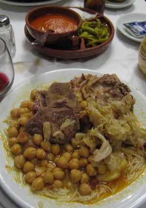 Una foto de Cocido madrileño express