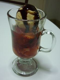 Una foto de Postre rápido de frutillas