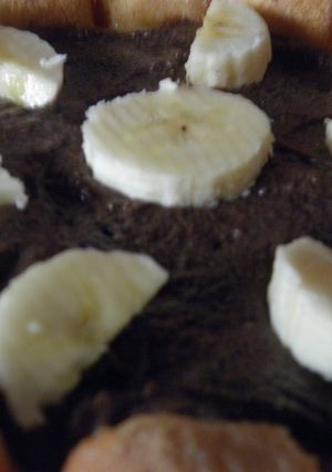 Una foto de Tarta de vainilla y bananas fácil