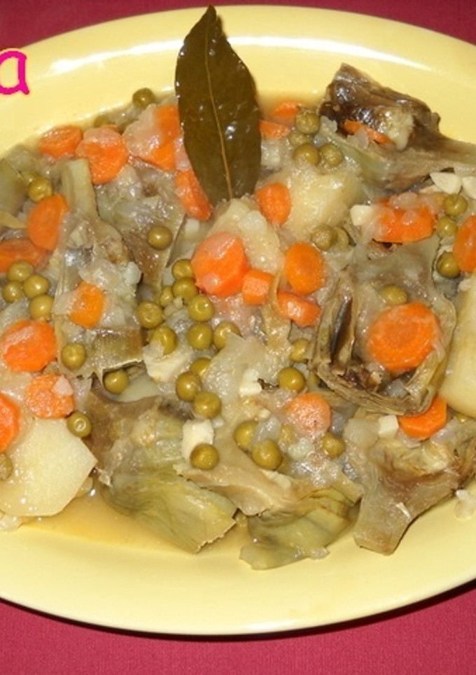 Una foto de Alcachofas guisadas