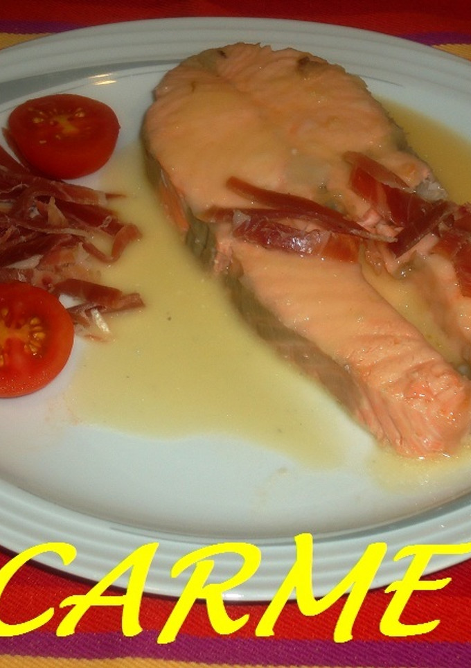 Una foto de Salmón a la ribereña