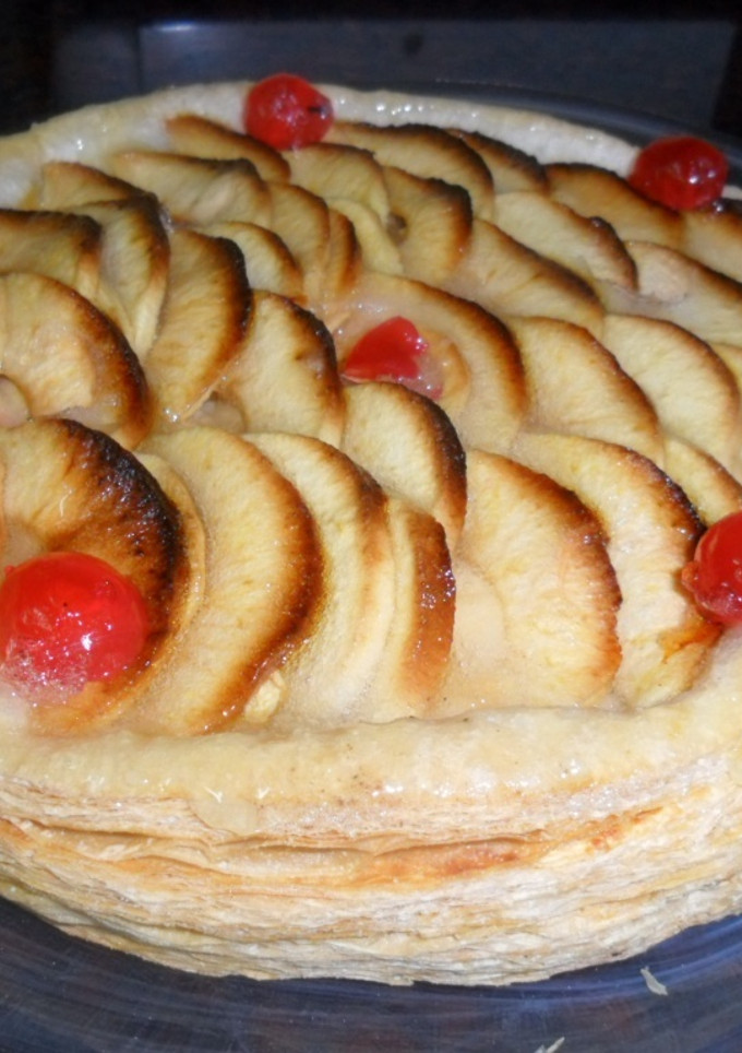 Una foto de Tarta hojaldrada de manzanas