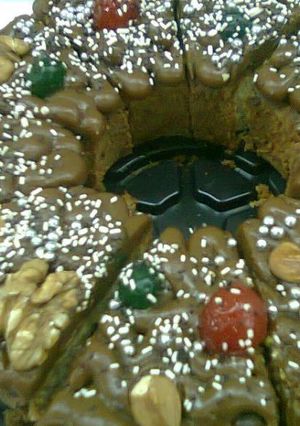 Una foto de Pan festivo de frutas