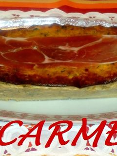Una foto de Pastel de pollo y cerdo