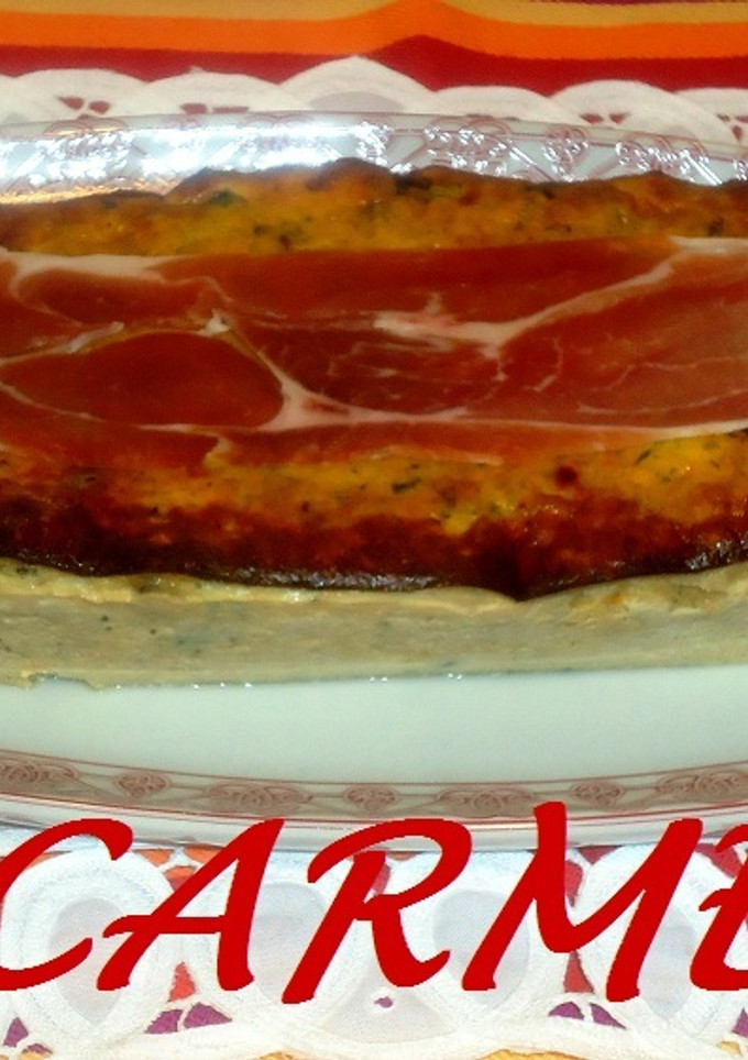 Una foto de Pastel de pollo y cerdo