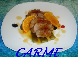 Una foto de Magret de pato con reducción de mermelada de naranja