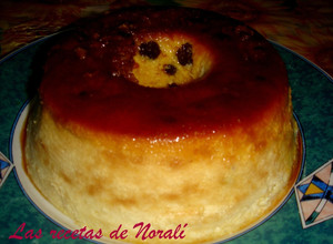 Una foto de Budín de pan con pasas de uvas