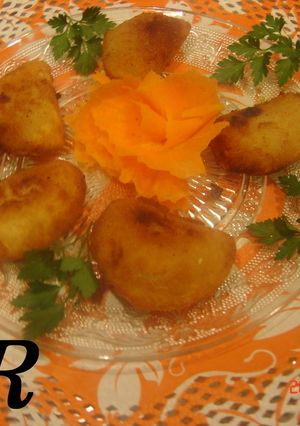 A picture of Rissois (Empanadas).