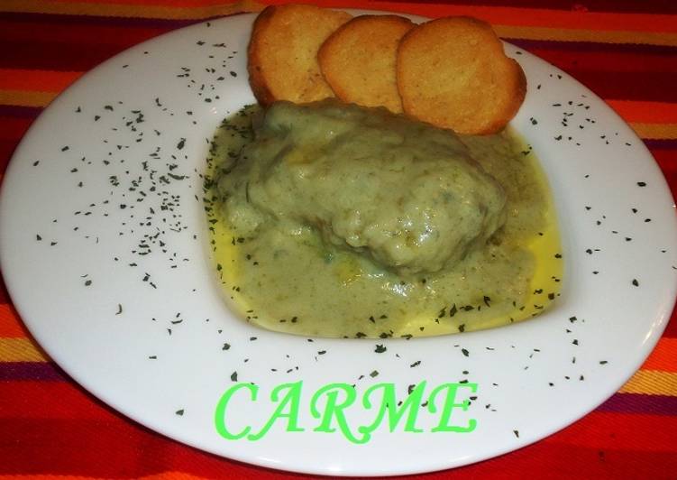 Rape en salsa  de queso azul