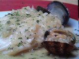 Merluza en salsa verde con caldo de pescado