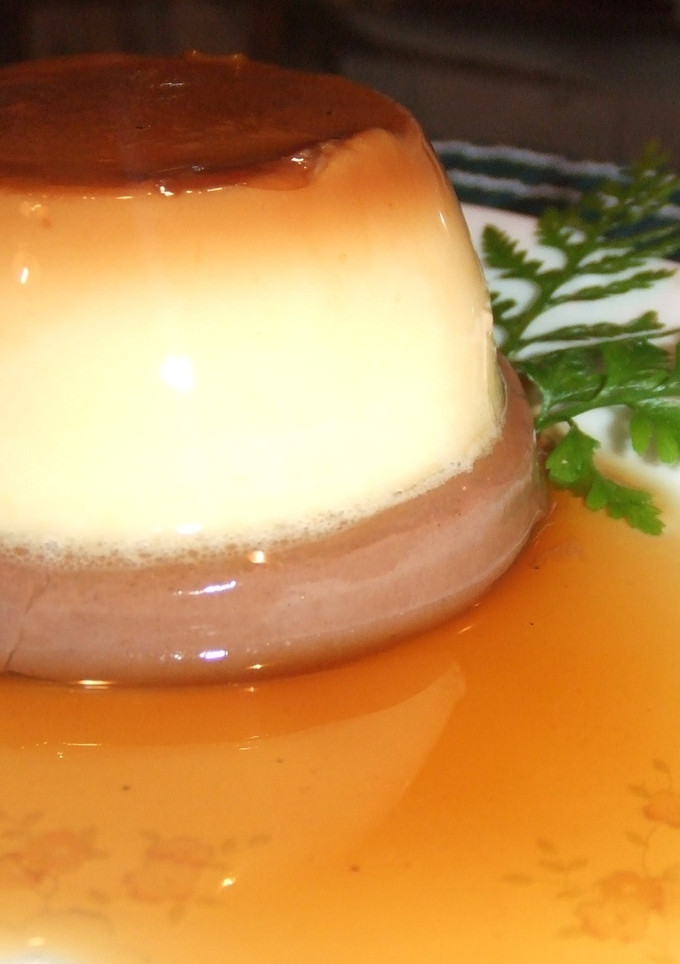 Una foto de Flan bicolor de castañas y chocolate
