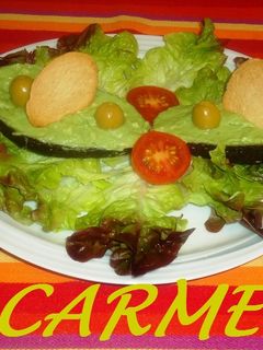 Una foto de Aguacates con queso roquefort