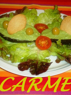 Una foto de Aguacates con queso roquefort