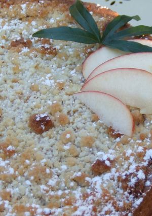 Una foto de Tarta vienesa strudel de manzana y almendras