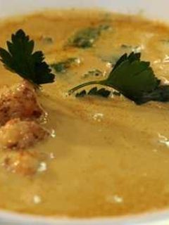 Una foto de Sopa locro de Camarón