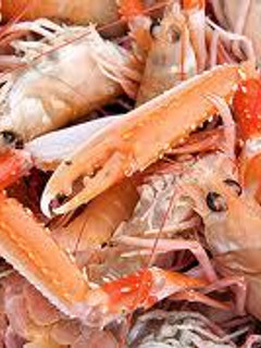 Una foto de Cigalas a la plancha