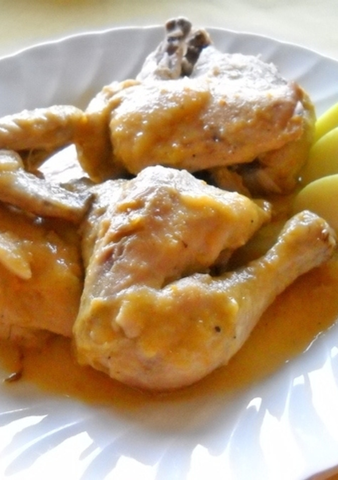 Una foto de Picantones con salsa de sidra y manzana