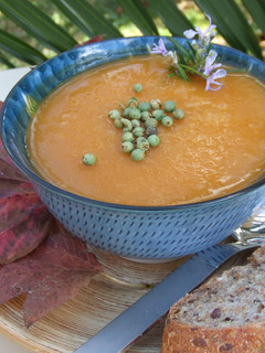 Una foto de Sopa crema italiana de calabaza roja