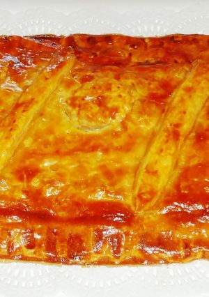 Una foto de Empanada de bacalao a la miel