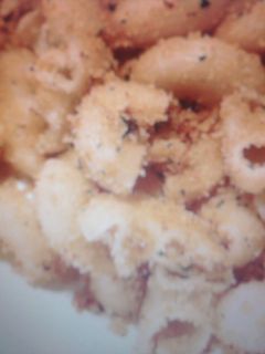 Una foto de Macarrones con pan rallado