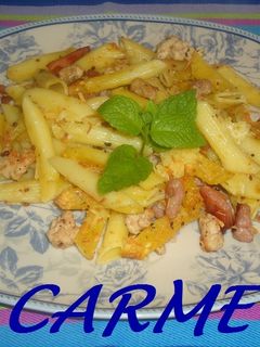 Una foto de Macarrones al huevo, con cerdo, jamón y lomo seco