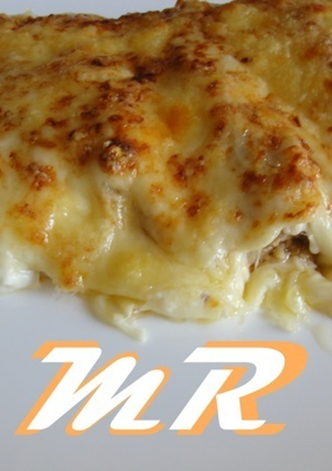 Una foto de Canelones con rape y setas a la crema de foie