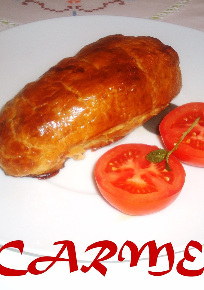 Una foto de Solomillo de cerdo con jamón en hojaldre