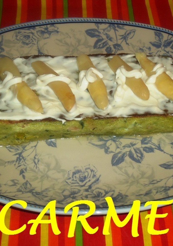 Una foto de Pastel de espárragos y jamón