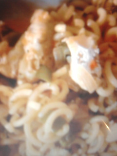 Una foto de Fideos a la cazuela con bacalao y salsa alioli