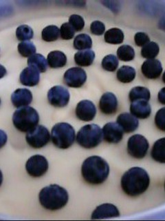 Una foto de Tarta helada de arándanos