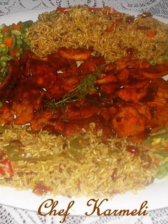 Una foto de Pechugas de pollo orgánico al curry con arroz integral