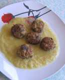 Albóndigas de Tofu, con setas y algas en salsa de puerros