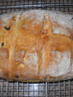 Una foto de Pan de orejones de albaricoque y pasas
