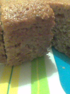 Una foto de Torta de uva pasa sin huevo