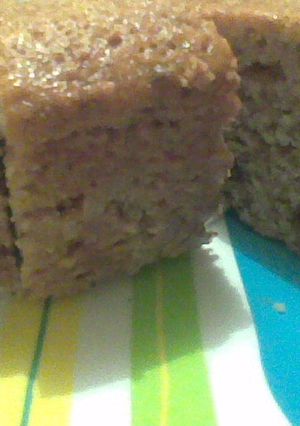 Una foto de Torta de uva pasa sin huevo