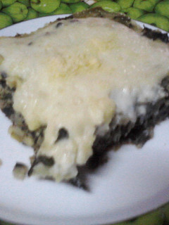 Una foto de Tarta de acelga con paleta y queso