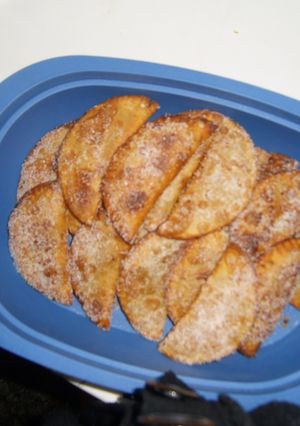 Una foto de Empanadillas de cabello de ángel de la infancia
