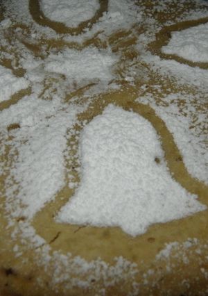 Una foto de Torta de avellanas navideña