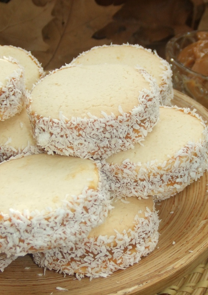 Una foto de Alfajores de maicena argentinos