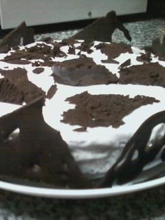 Una foto de Torta de chocolate y azucar negra