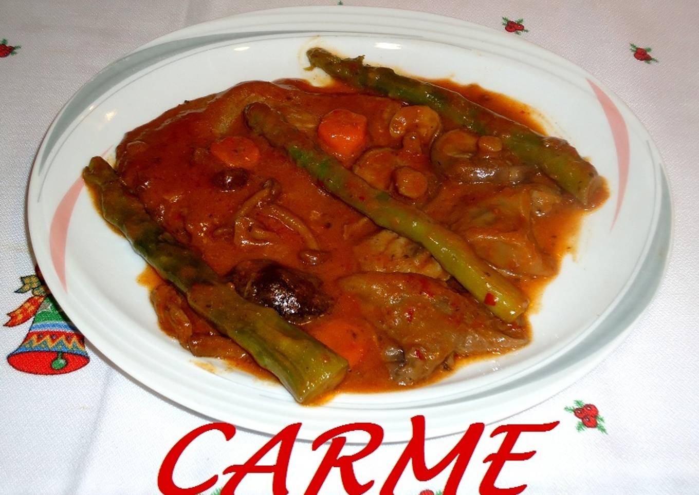 Fricando de ternera, con setas y espárragos trigueros<br />