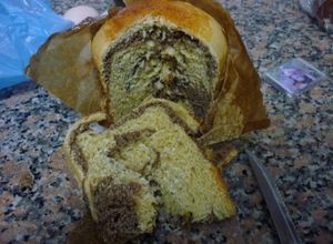 Una foto de Pan dulce o panettone marmolado casero