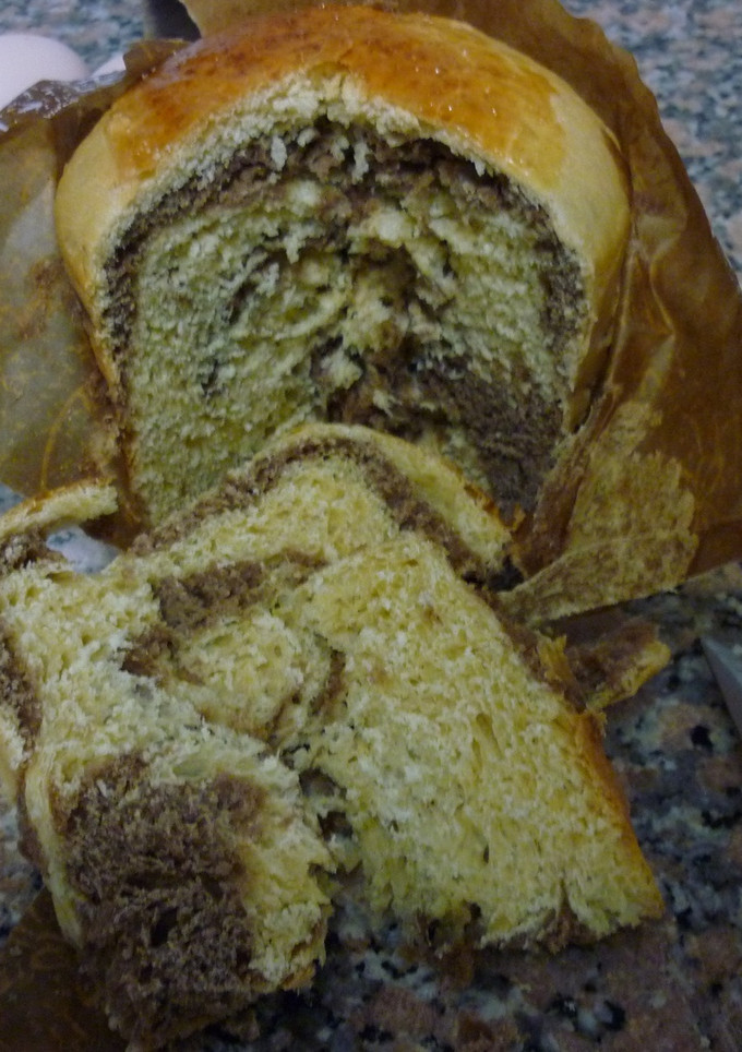 Una foto de Pan dulce o panettone marmolado casero