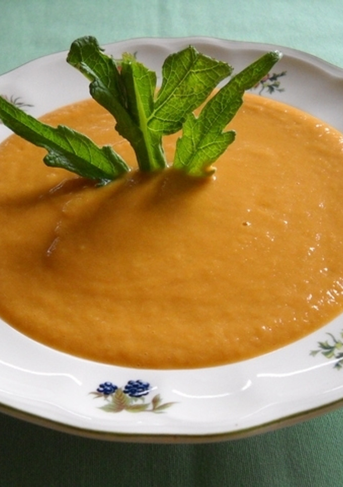 Una foto de Crema de judías blancas con cardo